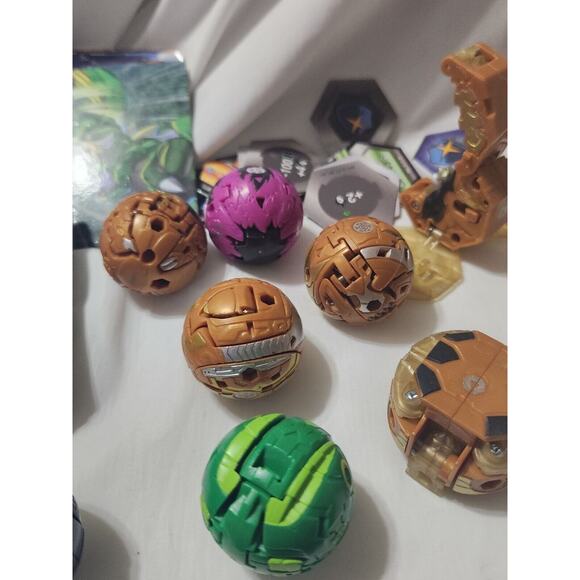 Bakugan Lot 25+ Pieces Battle Brawlers Cards Game Parts - Picture 9 of 16